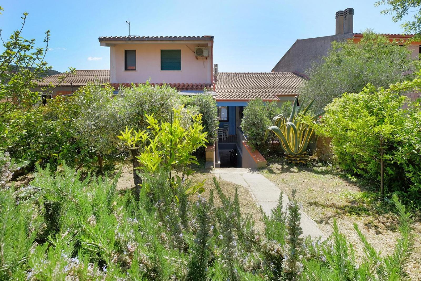 Hotel Casa Azzurra - Blue House à Teulada Extérieur photo